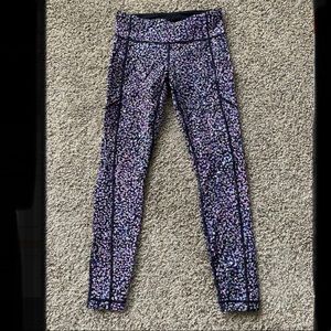 Lululemon size 6 speed tight seawheeze 2019